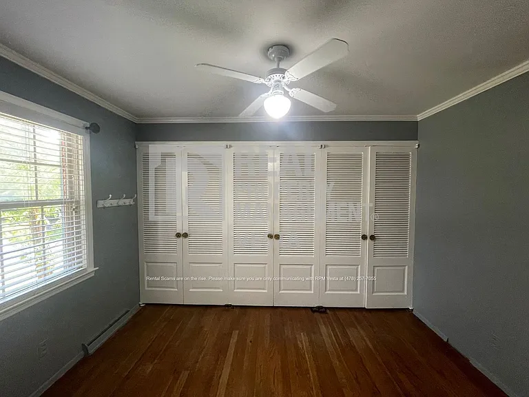 240 Candler Dr — Photo 14