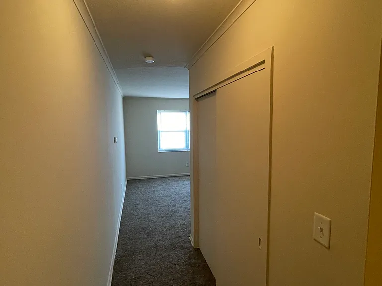 1340 King Ave — Photo 3