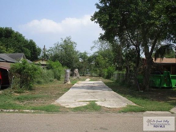 3rd image of 565 Corral St
