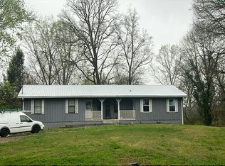 1659 Middlesettlements Rd, Maryville, TN 37801