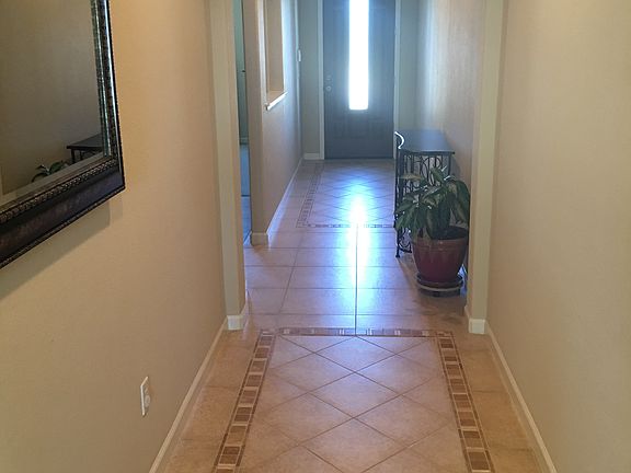 5th image of 400 Potters Ln
