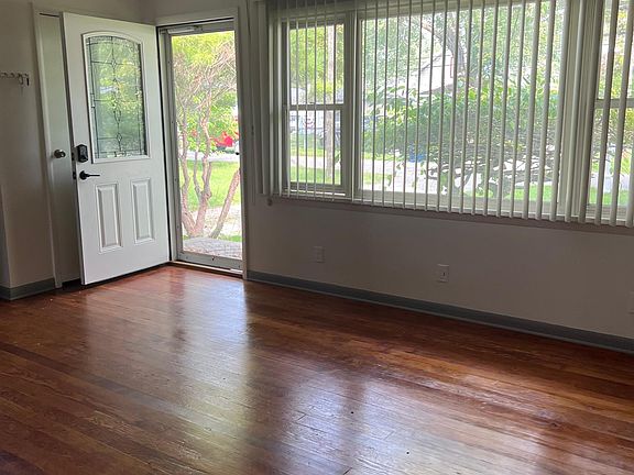 5th image of 1781 Orchid Dr