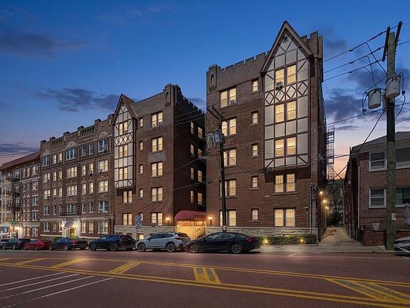 2nd image of 6015 Boulevard E APT 1B