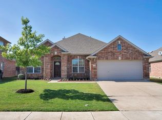 4045 Dellman Dr, Roanoke, TX 76262
