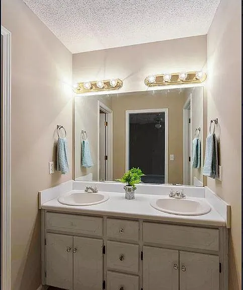 149 Woodberry Dr — Photo 4