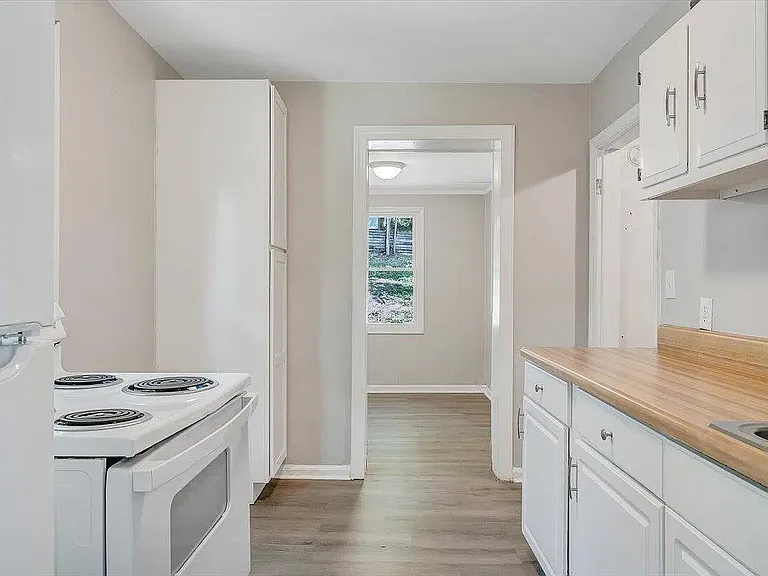 2109 Colgate St NE — Photo 9