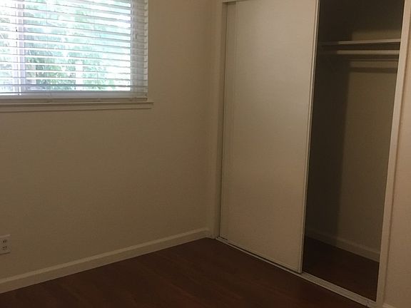 4th image of 7817 Loucreta Dr