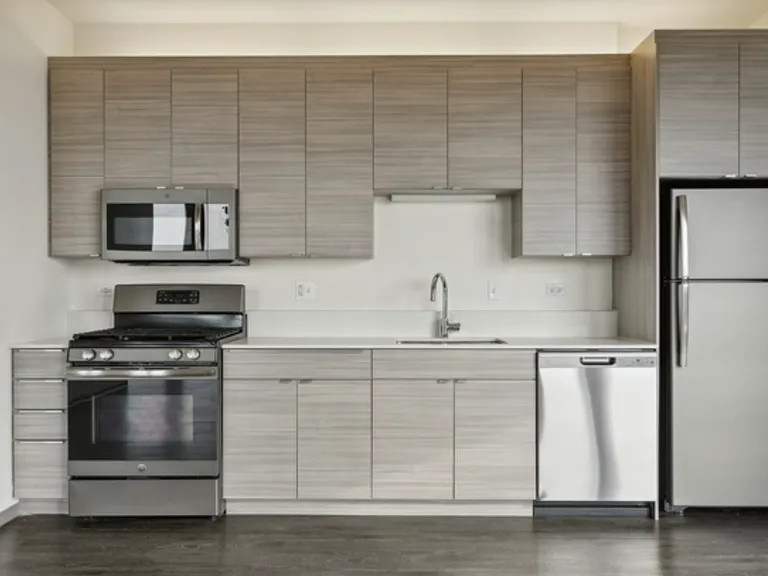 1922 N Milwaukee Ave #506 — Photo 12