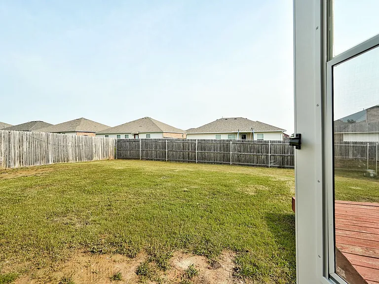 11705 NW 133rd St — Photo 32