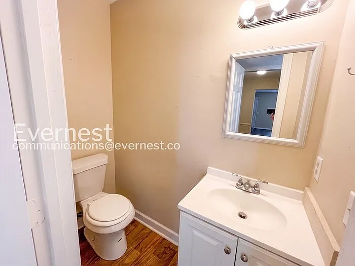 2406 Lyndon Ave #4 — Photo 14