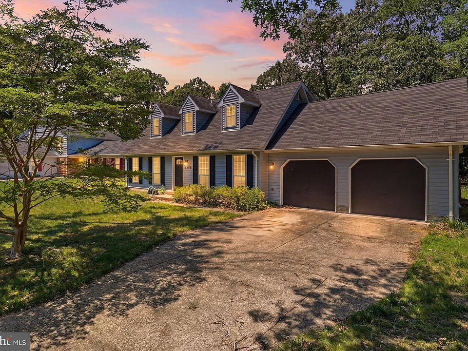 1st image of 3454 Tamarack Ct