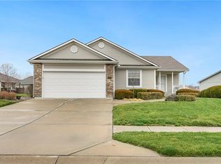 5508 S Duffey Ave, Independence, MO 64055