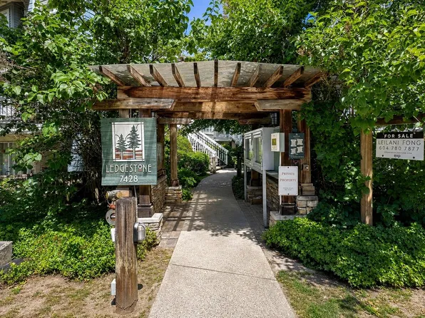 7428 Southwynde Ave #28, Burnaby, BC V3N 0A1