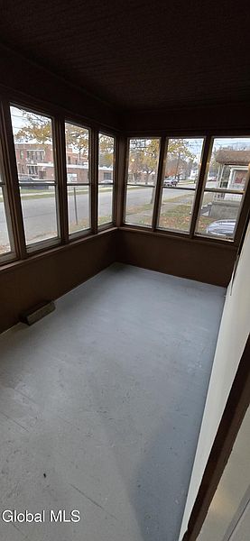5th image of 22 Summer Street