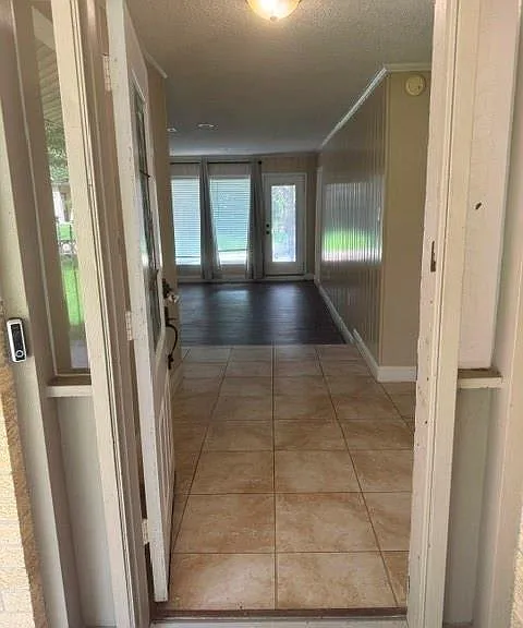 6026 Coral Ridge Rd — Photo 3