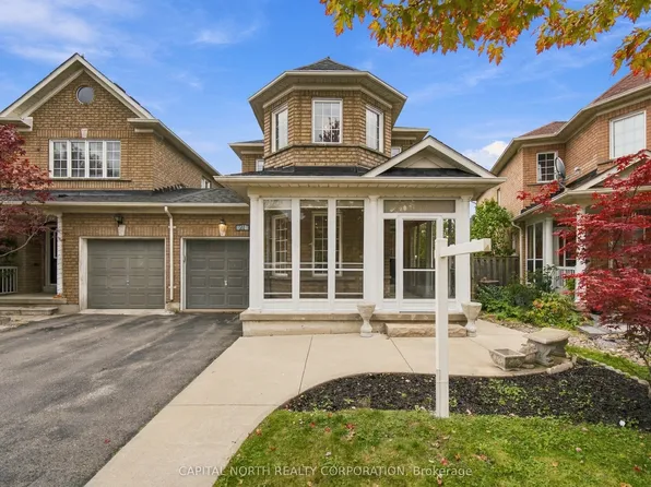 21 Walkview Cres, Richmond Hill, ON L4E 4H5