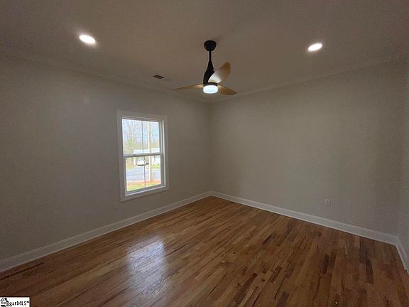 4th image of 75 N Estate Dr