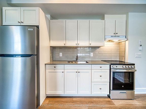 4th image of 1614 Ridge Rd E #102