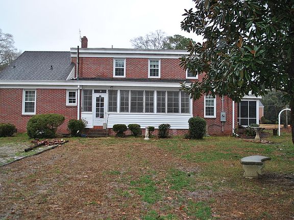 2nd image of 307 W Burnette Ave