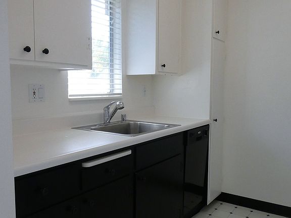 usb plug in kitchen