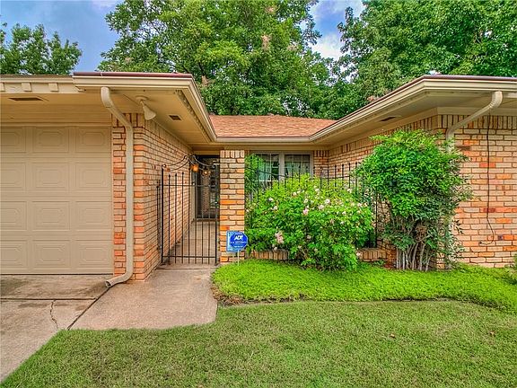2nd image of 4923 NW 20th St
