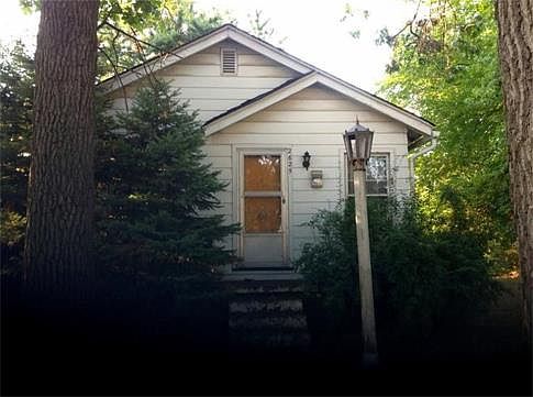 1st image of 2625 Fairview Ave