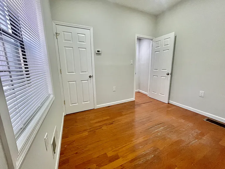 1005 Frankford Ave #2 — Photo 16