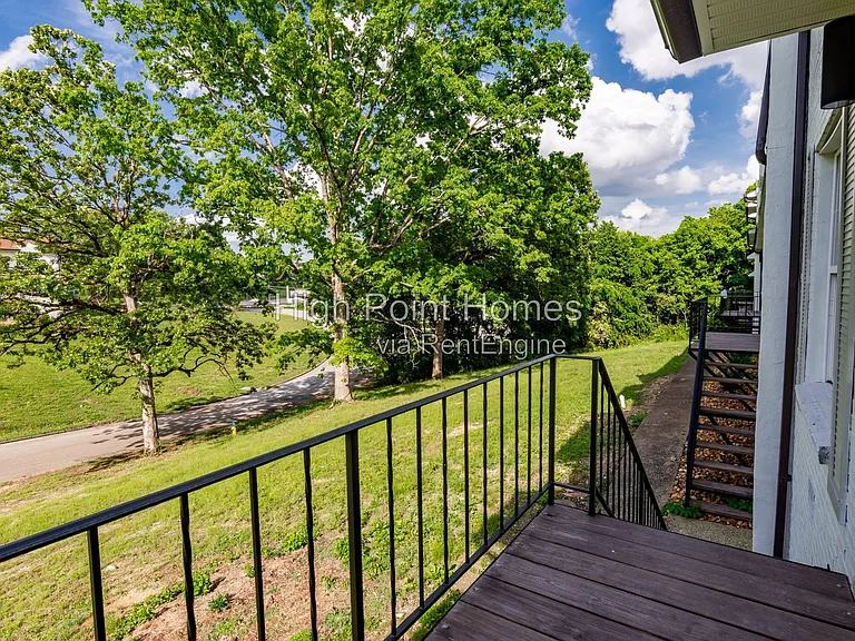 400 Gallery Ln #B-7 — Photo 21