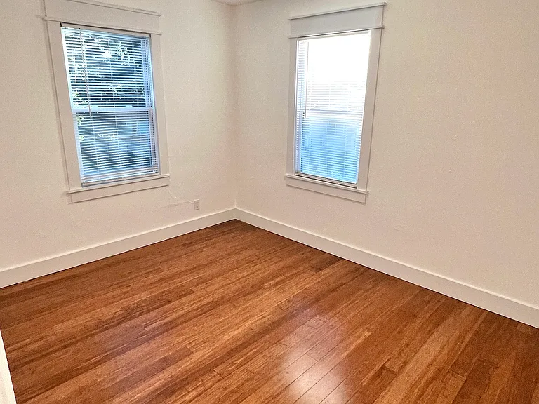 257 Monica Dr — Photo 6