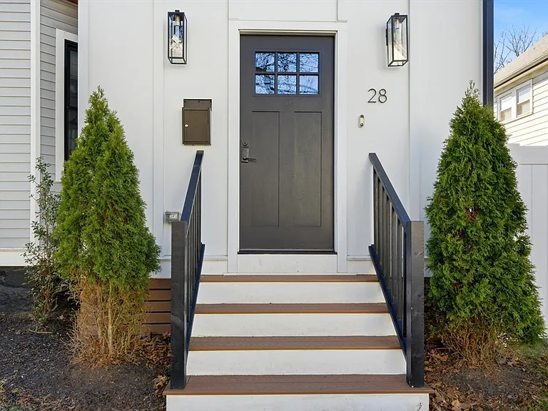 28 Cherry St #28 — Photo 3