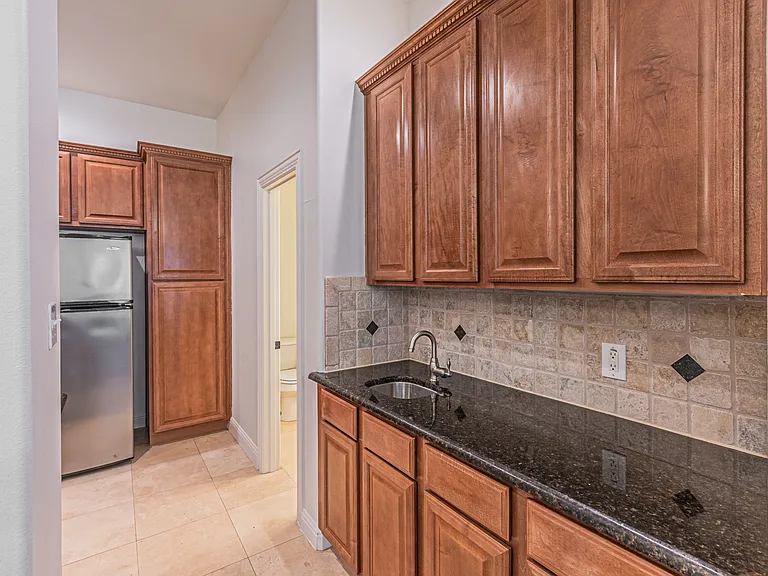 2316 Stutz Dr #A2 — Photo 11