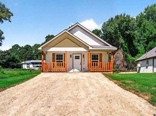 22812 Creekwood Dr, Flint, TX 75762