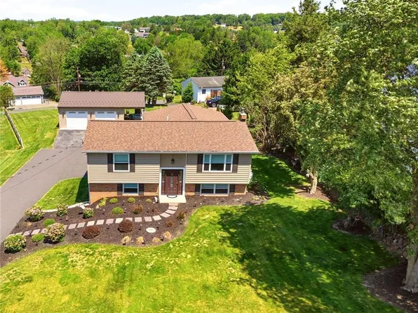 706 Shawnee Dr, Auburn, PA 17922