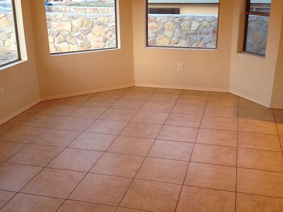 3rd image of 178 Kite Ct