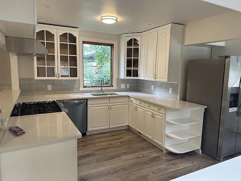1752 S Clarkson St — Photo 5
