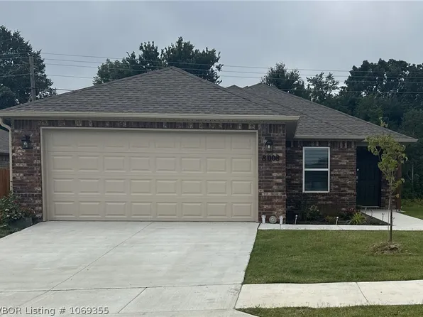 8008 Melody Ln, Fort Smith, AR 72916
