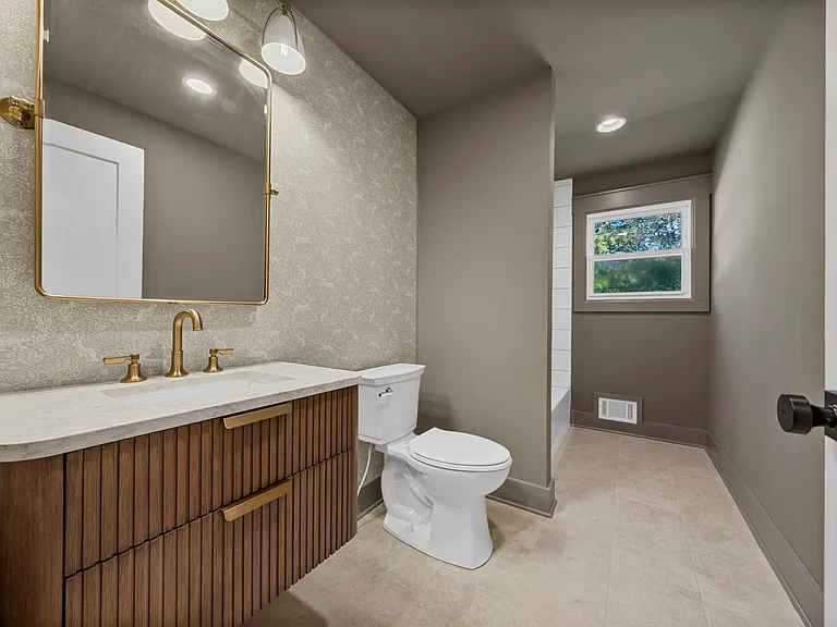 460 Hilltop Trl — Photo 22