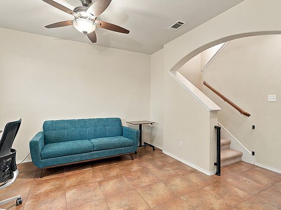 4th image of 108 Blackforest Rd