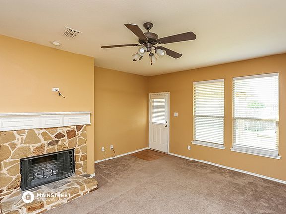 5th image of 8821 Noontide Dr
