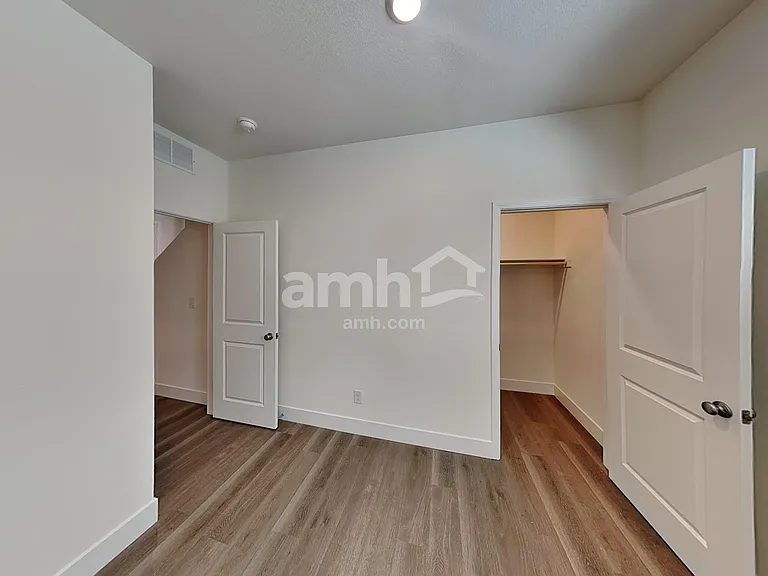 7781 Roaring Fork Ct — Photo 13