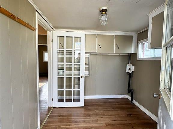 5th image of 113 Midland Row