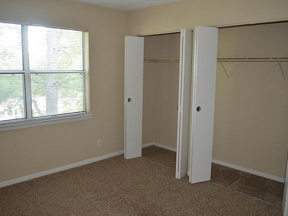 4th image of 1210 Club Pkwy