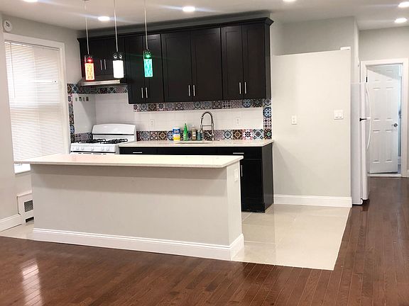 4th image of 2359 E 24th St Floor 2