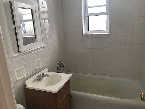 2nd image of 4838 41st St APT 1R