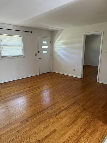 522, 524, 526 North Main Street - 524 Photo 1