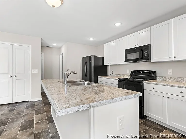 3716 Stone St — Photo 8