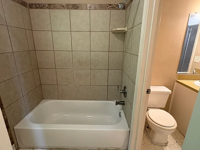 321 Sultan Ct — Photo 12