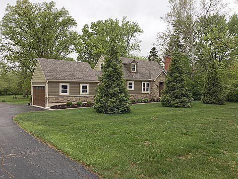 2nd image of 6845 Peters Pike