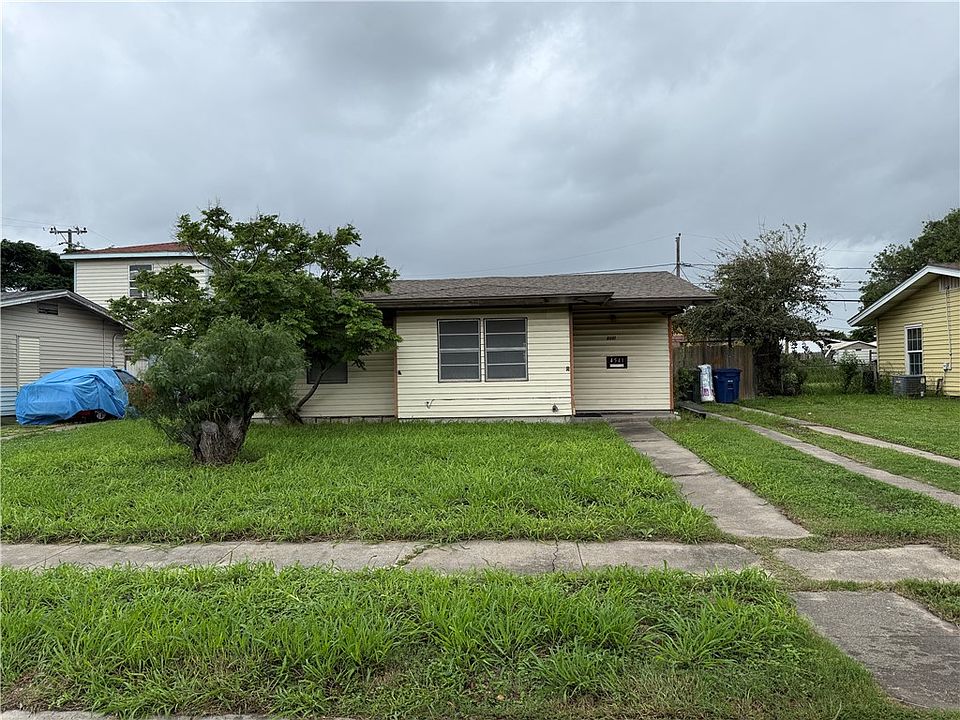 1st image of 4541 Larkspur Ln