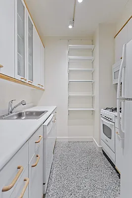 Rented by Corcoran | media 9